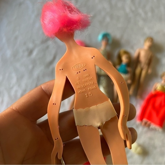 VINTAGE 1969 IDEAL Flatsy Fashion Dolls & Mini Vintage Barbies - Picture 4 of 5